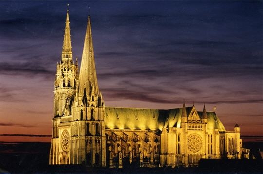  » À Chartes il y a la cathédrale et le Bhale Bacce Crew « 